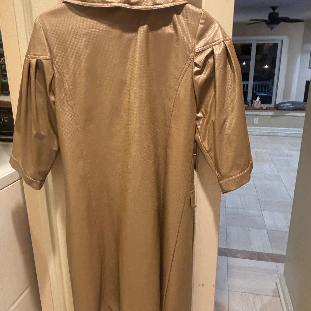 Vertigo Paris Rain Jacket Gold with gold buttons size small - Picture 3 of 5